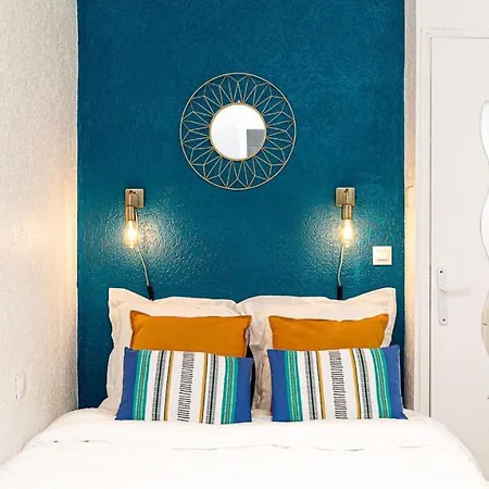 Petit En Rez-de-chaussee, Magnifique Quartier Historique De Apartman