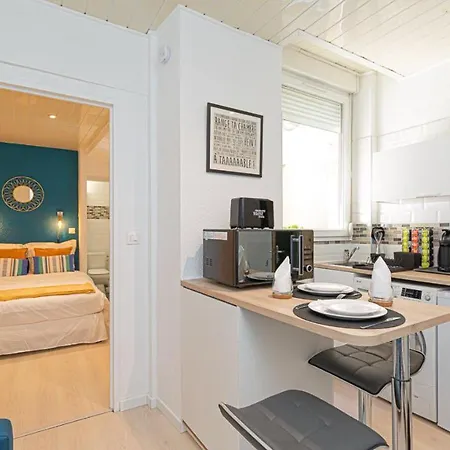 Petit En Rez-de-chaussee, Magnifique Quartier Historique De Apartman *