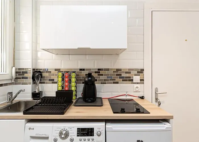 Petit En Rez-de-chaussee, Magnifique Quartier Historique De